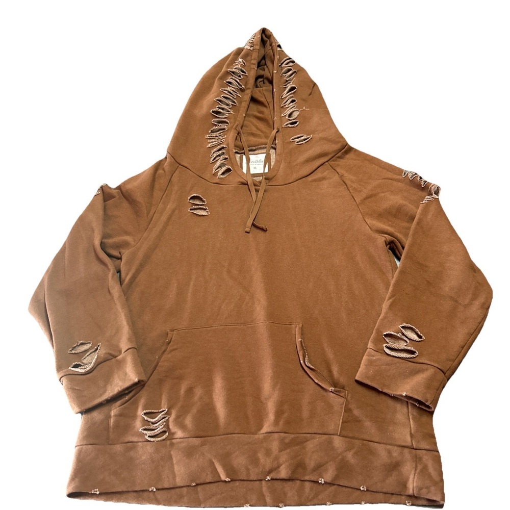 CHELSEA DEBOER by Lily & Lottie Size XL Distressed Pop Over Hoodie Brown